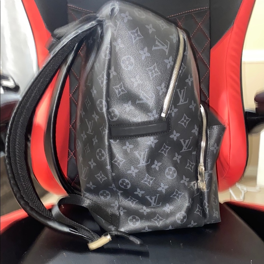 Louis Vuitton Black and Gray Monogram Eclipse Backpack - Picture 3 of 4